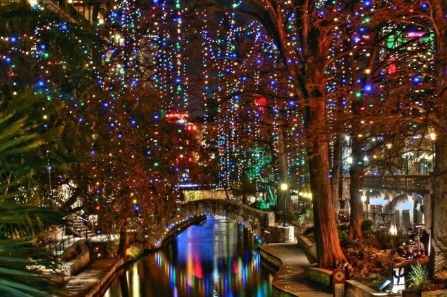 Holiday Lights on the River Walk